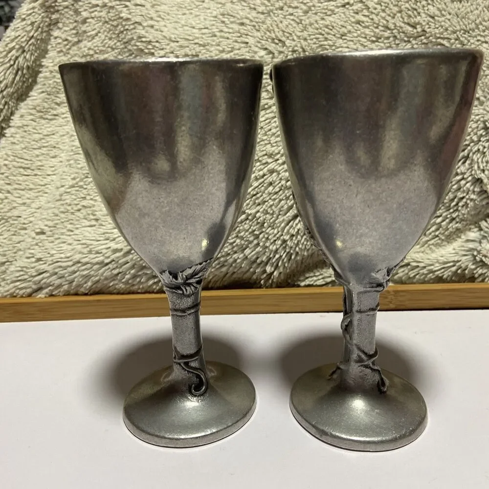 Set of 2 Goblets Vineyard Elegance renaissance ￼festival ￼vintage pewter new